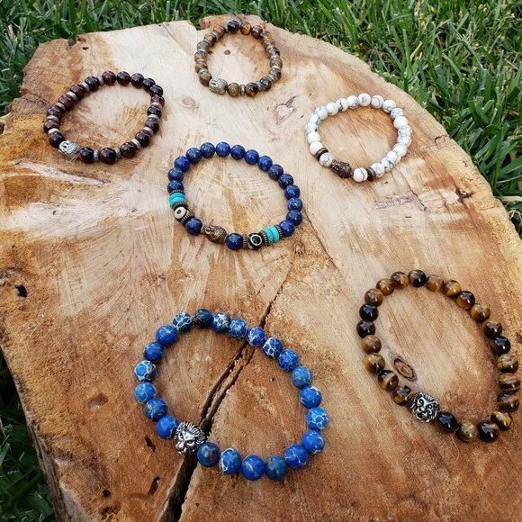 Buddha & Lion Symbol Beaded Bracelets - Picture 2 of 2